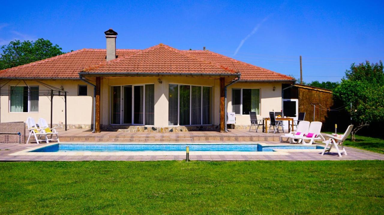 Вила Релакс - Villa Relax Sokolovo Exteriér fotografie